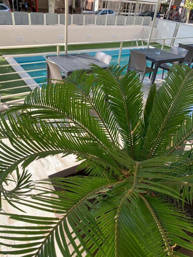 Hotel Audi Frontemare Ріміні Екстер'єр фото