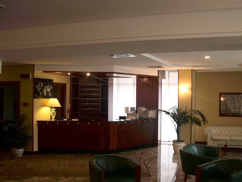Hotel Audi Frontemare Ріміні Екстер'єр фото